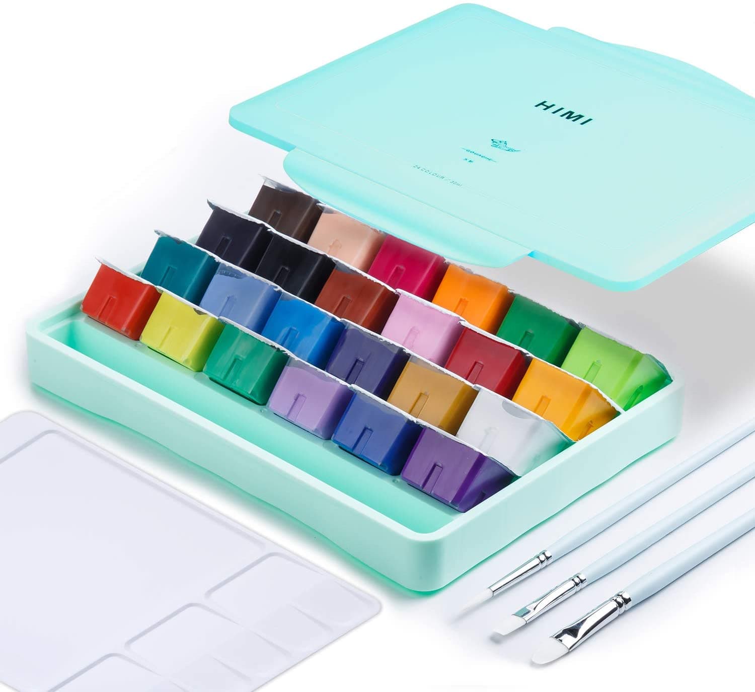 Studio Essentials: The 7 Art Supplies We Can't Put Down Right Now