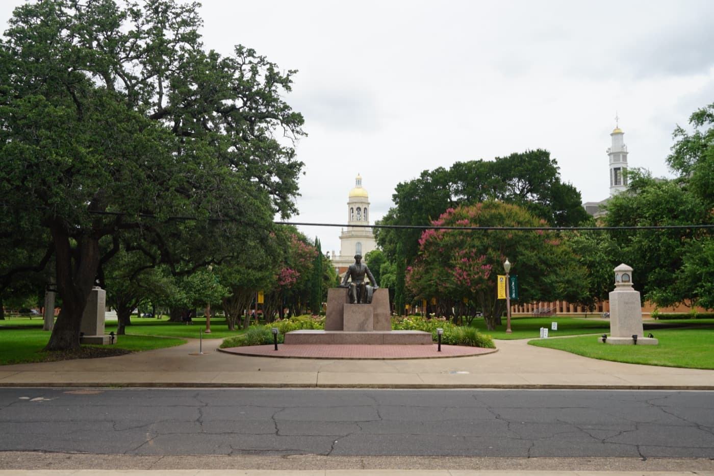 Founders Mall and the domed Pat Neff Hall on the Baylor University campus in Waco