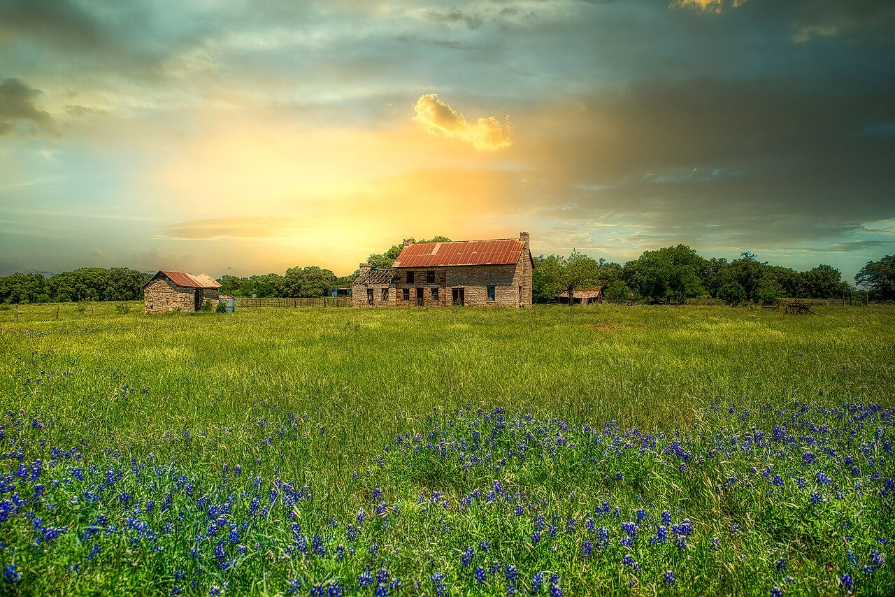 The Dorbandt House outside Marble Falls — the 