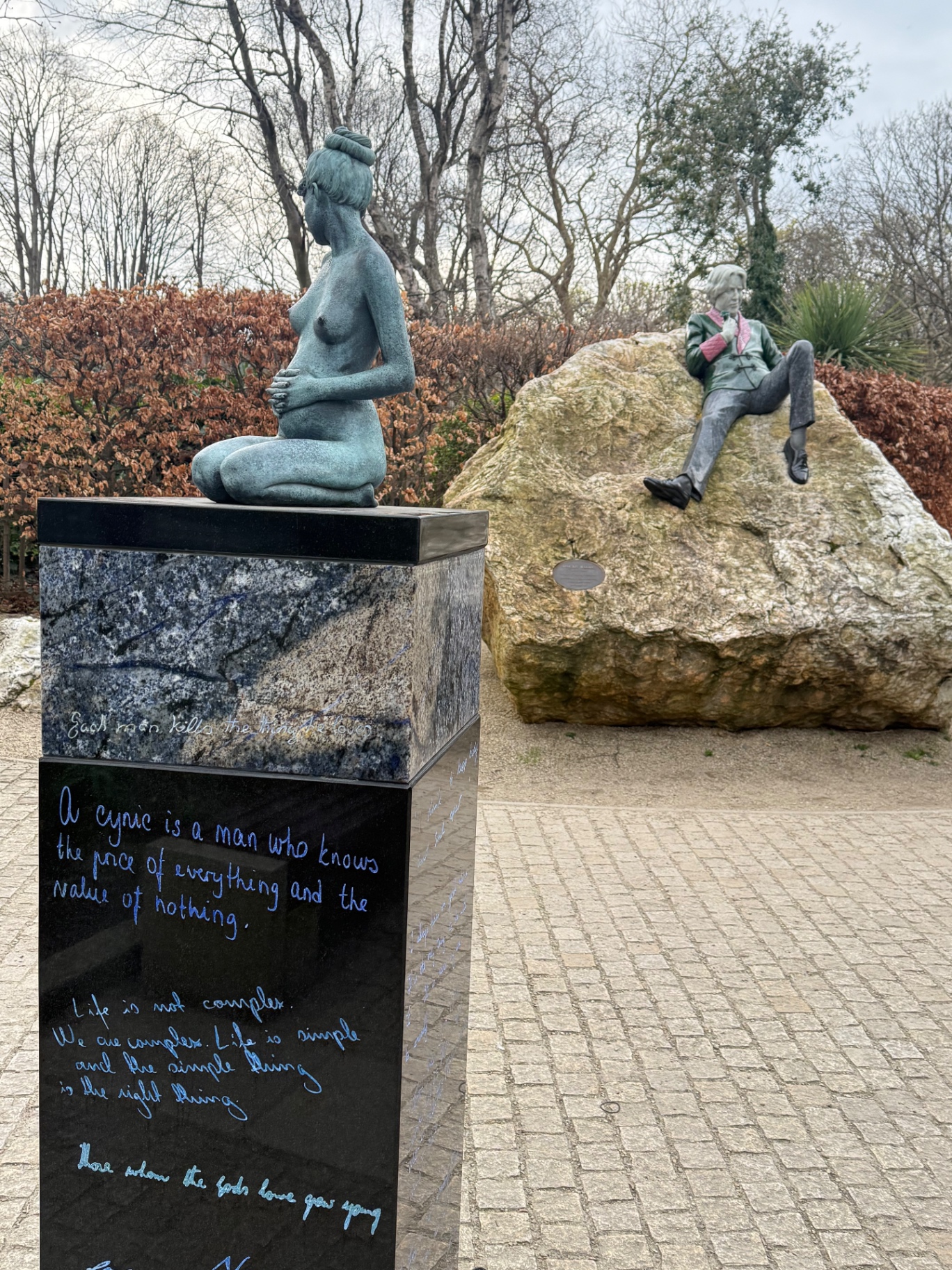 Oscar Wilde Memorial Ensemble